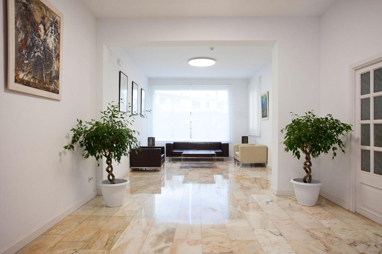 Hotel Cala Murada Bagian luar foto