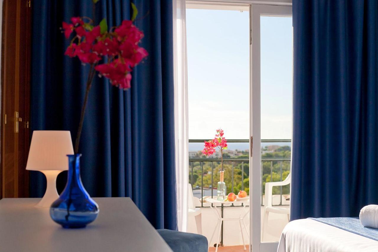 Hotel Cala Murada Bagian luar foto