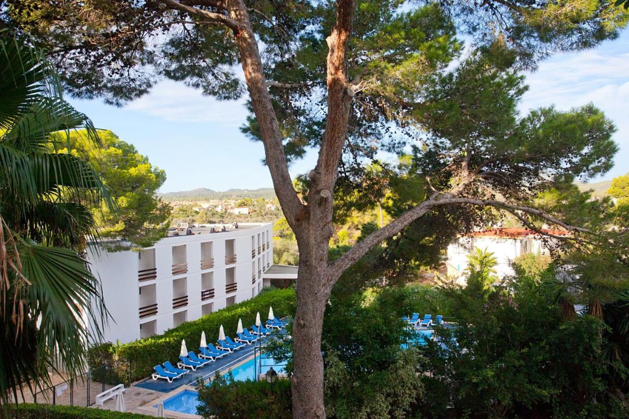 Hotel Cala Murada Bagian luar foto